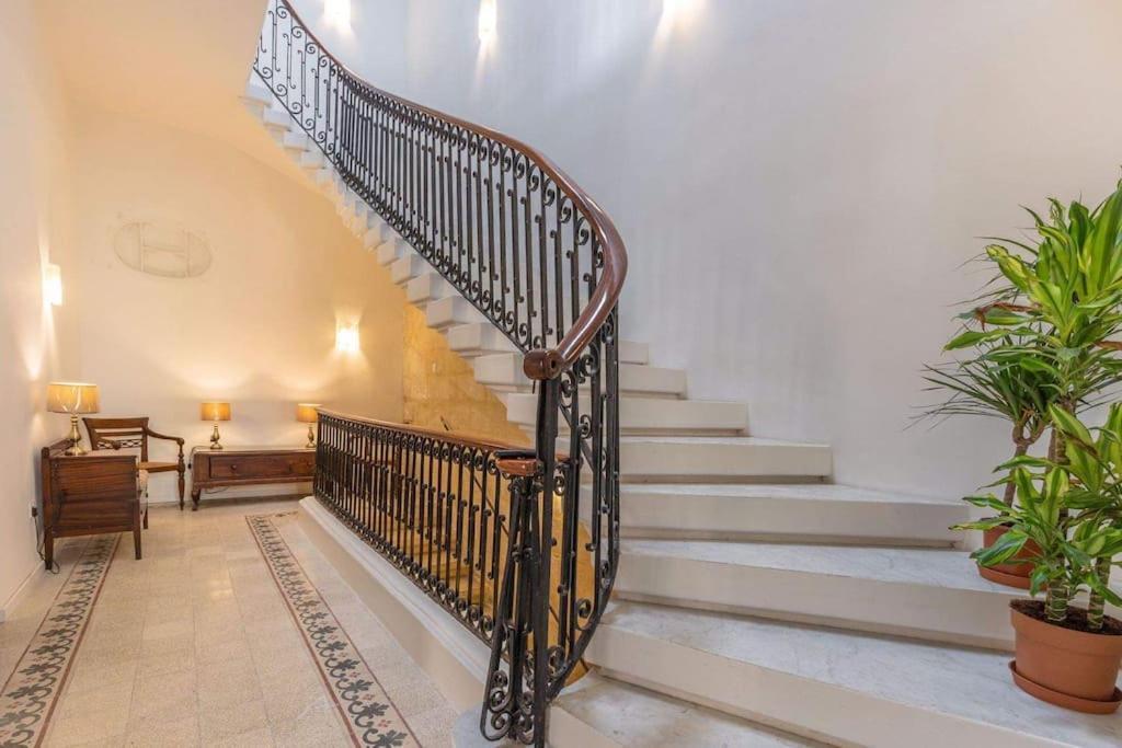Spacious 4-Bedrooms Townhouse In Tas-Sliema Exterior foto