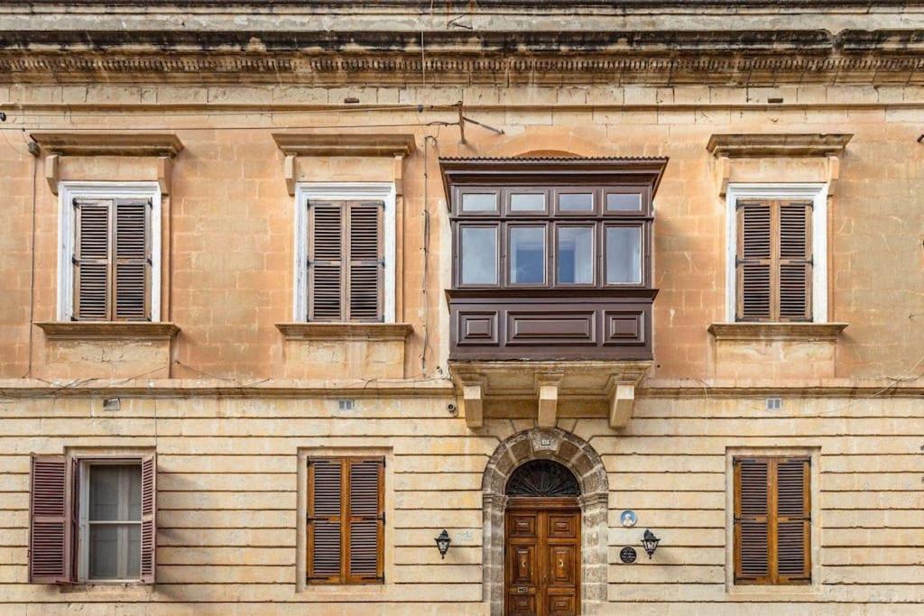 Spacious 4-Bedrooms Townhouse In Tas-Sliema Exterior foto