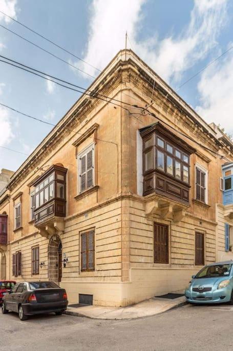 Spacious 4-Bedrooms Townhouse In Tas-Sliema Exterior foto